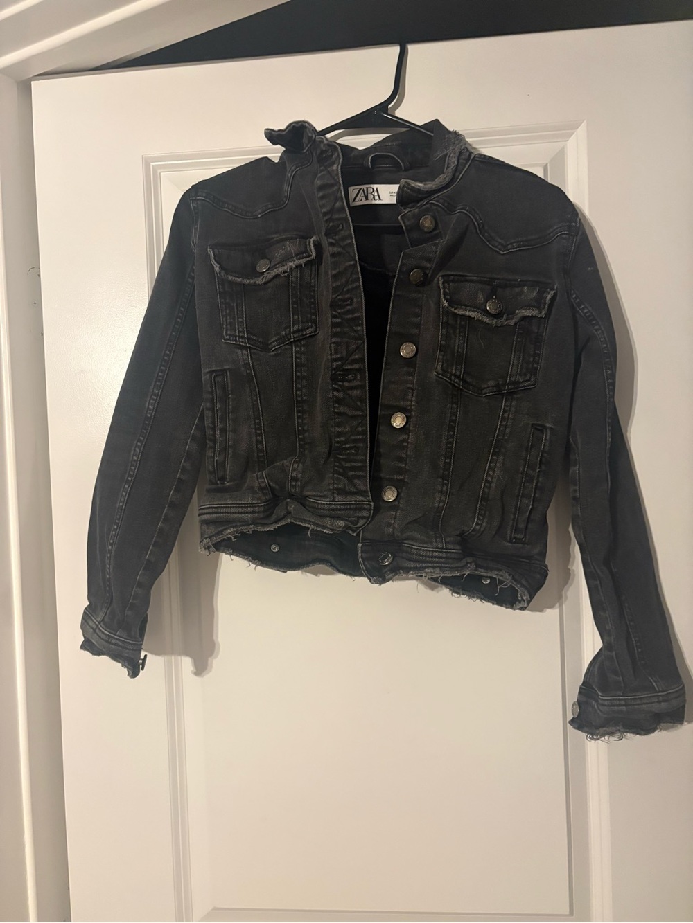 Zara Black Distressed cropped Denim Jacket